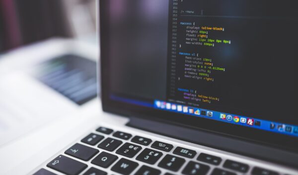 pexels-coding-1853305