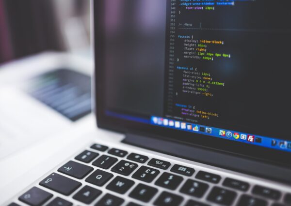 pexels-coding-1853305